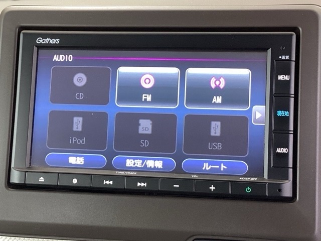 ナビ機能だけでなく、Bluetooth、CD再生などのオーディオ機能がついています！