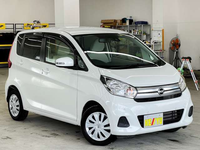 当社の展示車は全車両に車両状態説明書を掲示しております。修復歴の有無は勿論、ドア等の外板の交換歴の有無までも表示☆口頭説明では無く書面にてお渡ししております☆
