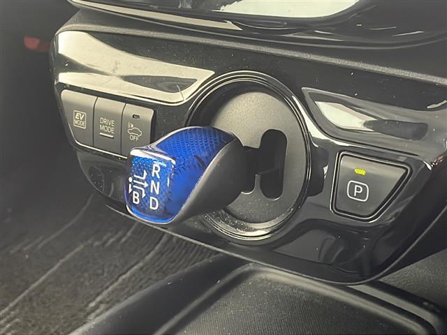 店舗にて現車の確認もいただけますので、お電話で在庫のご確認の上是非ご来店くださいませ！！！