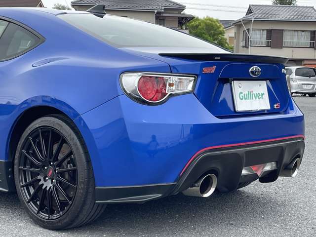 【GTパーツ】マフラー・車高調・AW・エアロなどなど・・・　GTスポーツカーならではの各種パーツ取付もスタッフにご相談ください。