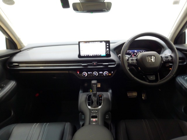 Honda車が初めての方にも扱いやすく分かりやすいインパネ周りと各種スイッチ類です。