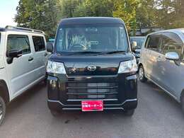 在庫数は約800台！！ 年間販売台数は約4000台！！ 大量販売・大量仕入で1台あたりのコストを削減しています！！