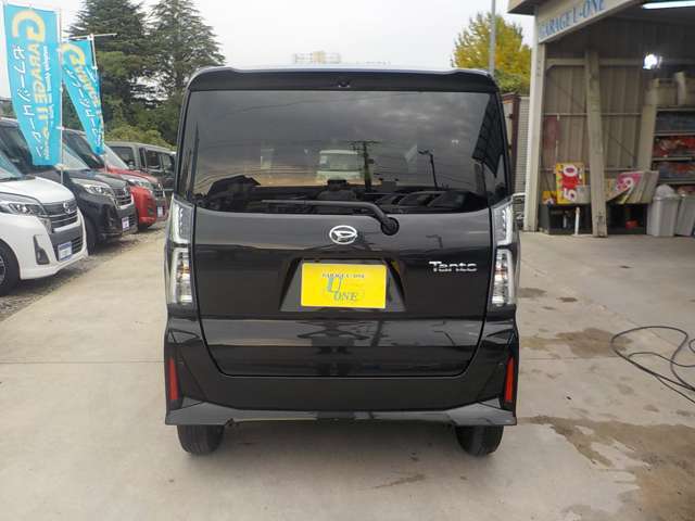 在庫車両全400台以上！！スタッフ一同、お客様のご来店心よりお待ちしております！