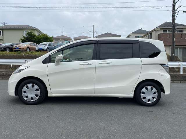程度良好車多数展示中！全車内外装共にクリーニング済です！自信を持って展示しております！ご来店頂いたお客様に「年式の割にとても綺麗！」と言って頂いております！是非ご来店ください！