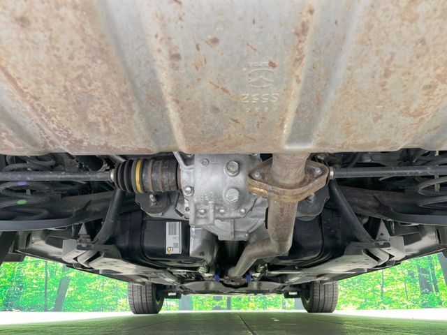 下回りがきれいなうちに、防錆加工の施工がオススメ。降雪地域はもちろん、沿岸部にお住いの方や、趣味でマリン・ウィンタースポーツをされる方にご好評いただいております。