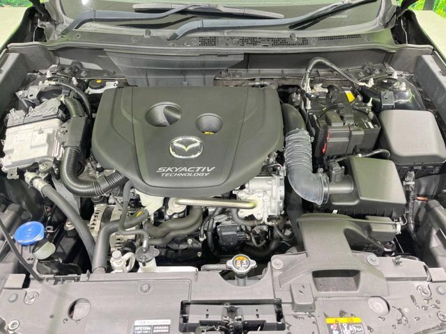 親切・丁寧な専門メカニックスタッフが応対！・車検・点検整備・事故等の修理などアフターサービスも安心。お車のカスタマイズもネクステージのサービススタッフまでご相談ください！