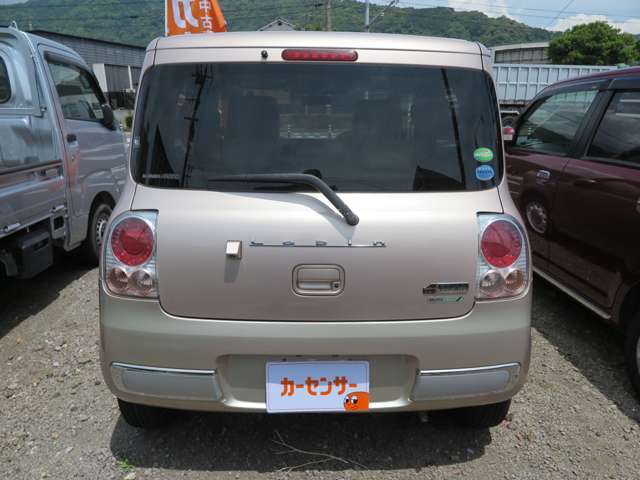 経験豊富なスタッフが皆様のカーライフを全力でサポートさせて頂きます。