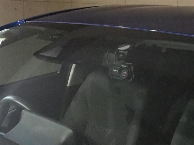 万が一のトラブルのときにも役に立つドライブレコーダーを装備しています。側面衝突や幅寄せ・割り込み対策に！