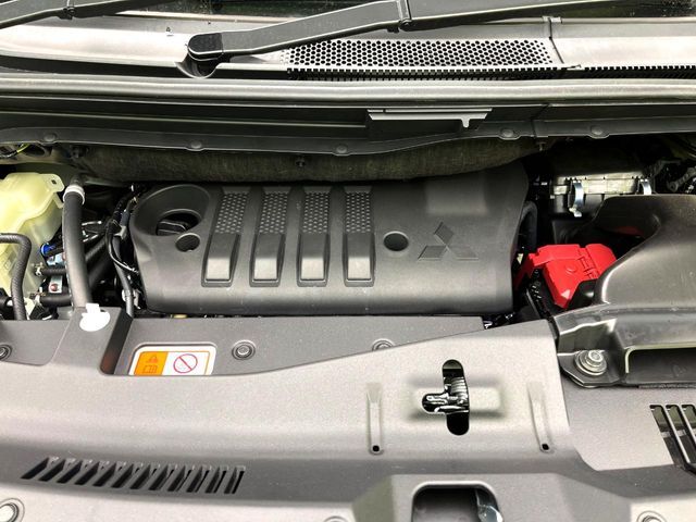 親切・丁寧な専門メカニックスタッフが応対！・車検・点検整備・事故等の修理などアフターサービスも安心。お車のカスタマイズもネクステージのサービススタッフまでご相談ください！