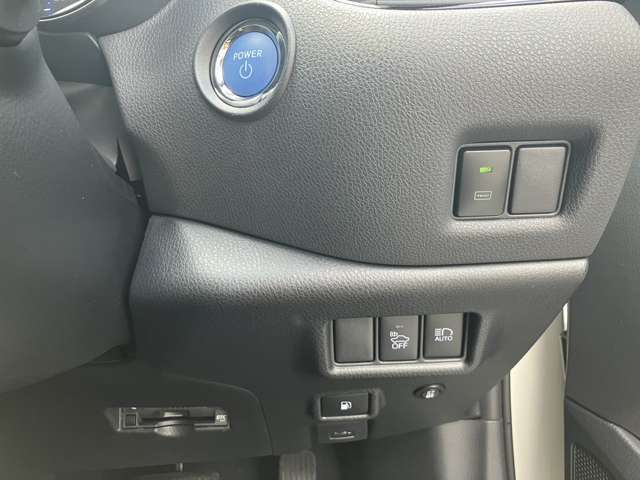 納車前には内装・外装綺麗にさせて頂きます！ぜひ現車確認をお願いいたします！お電話は072-284-8233まで！