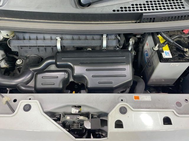 親切・丁寧な専門メカニックスタッフが応対！・車検・点検整備・事故等の修理などアフターサービスも安心。お車のカスタマイズもネクステージのサービススタッフまでご相談ください！