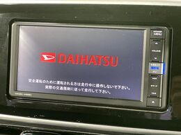 【ナビゲーション】目的地までしっかり案内してくれる使いやすいナビ。Bluetooth接続すればお持ちのスマホやMP3プレイヤーの音楽を再生可能！毎日の運転がさらに楽しくなります！！
