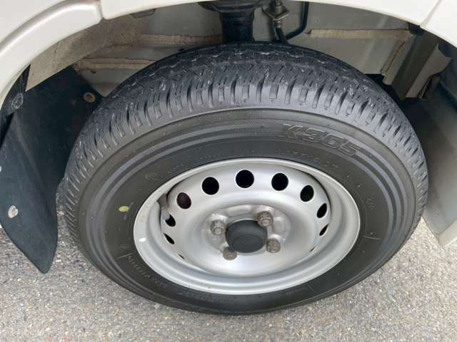 自社整備工場完備なので車検、整備、事故や故障時の修理などなど全てアップル京都店にお任せください♪