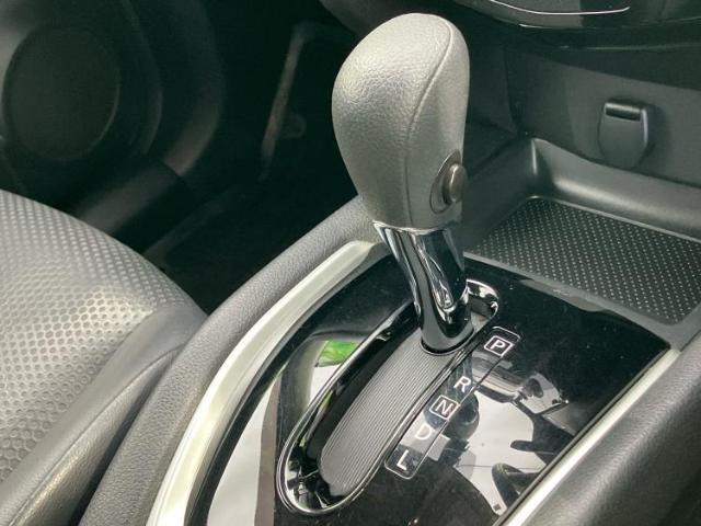 お車に合わせて無料保証以外にも、保証範囲、期間、距離を拡充させた有料保証もご用意しております！中古車の購入が初めてで不安・・・というお客様もご安心ください！