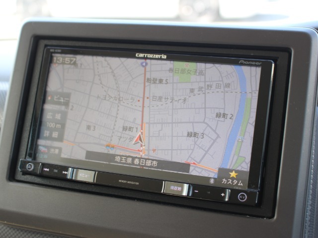 ナビ搭載車！！ナビ起動までの時間と地図検索する速度が魅力で、初めての道でも安心・快適なドライブをサポートします！！