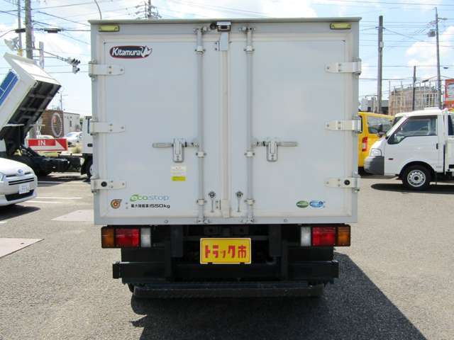 道路状況を選ばない4WD駆動なので、降雪地域の方や未舗装路の多い山間部の方にオススメです☆