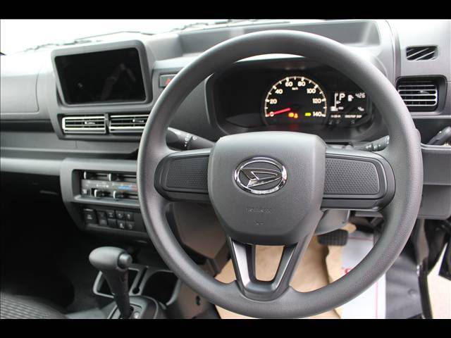 アベカツ自動車ではオールメーカーの人気車種が勢ぞろいしております！！