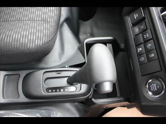 広い店内、解放感ある店内は居心地良く帰る時間さえわすれちゃいますよ～！皆様の心地よい環境つくりに努力します。ぜひお越しください。