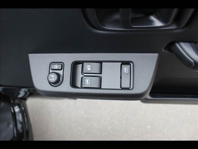 万が一の事故レッカーや、車検も土日もOKな1時間車検と皆様のニーズにお応えします！