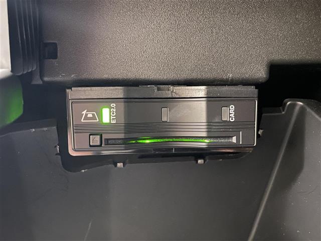 カーセンサーを見て電話しましたとお伝え下さい。0078-9711-254277までお気軽にお電話下さい。全国納車可能です。納車方法に関してもお気軽にご相談ください。