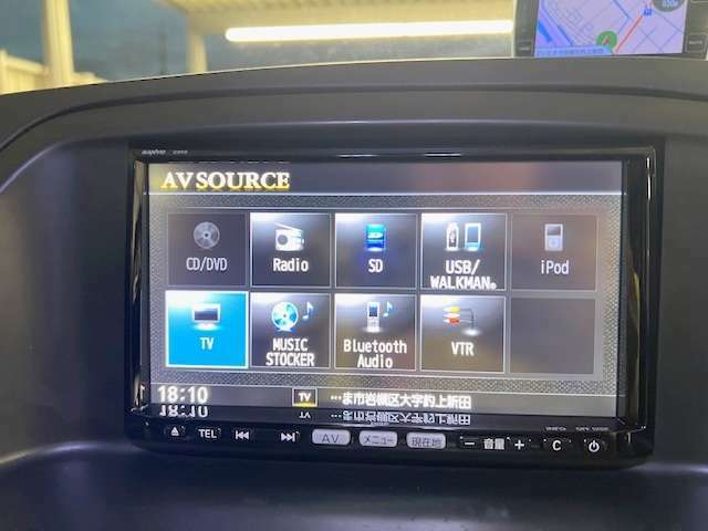 純正SDナビ付き！DVD再生、フルセグTV、Bluetoothオーディオ、バックモニターと装備が充実しております！