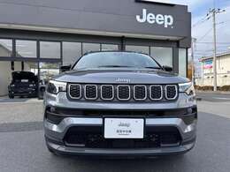 JEEP伝承のセブンスロットルグリル