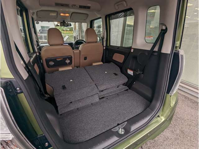 シートアレンジで更に広々収納