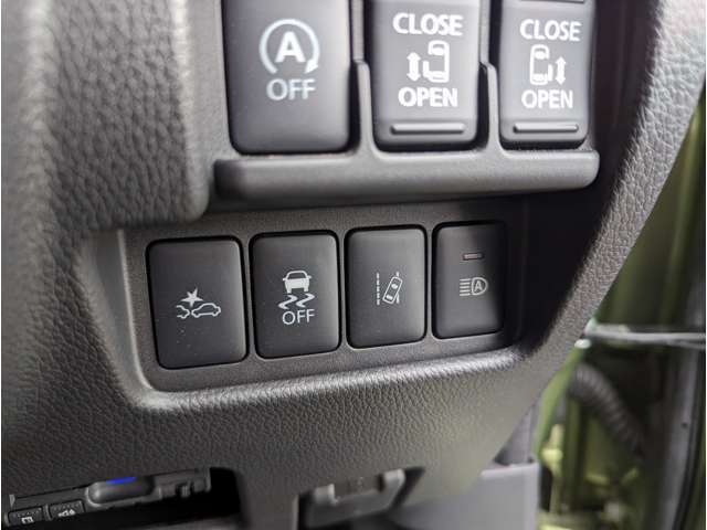 インテリエマブレ・車線逸脱警報・ハイビームアシスト