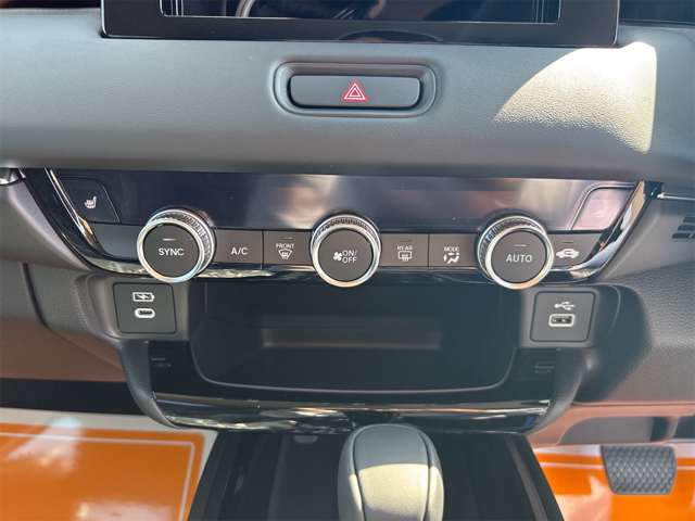 ★わかりやすく丁寧な対応★　★お車のご購入が初めての方や、お車に詳しくない方でも分かりやすい、ご説明を心掛けています★　★少しでもお客様のお役に立ちたいと全スタッフ思っております★