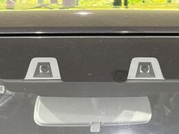 【スズキ　セーフティサポート】走行中に前方の車両等を認識し、衝突しそうな時は警報とブレーキで衝突回避と被害軽減をアシスト。より安全にドライブをお楽しみいただけます。