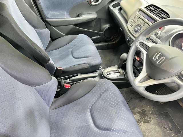 総在庫200台以上！たくさんあるからご希望のお車が見つかります！掲載されていない在庫車も多数ございますので、お気軽にお問合せ下さい！