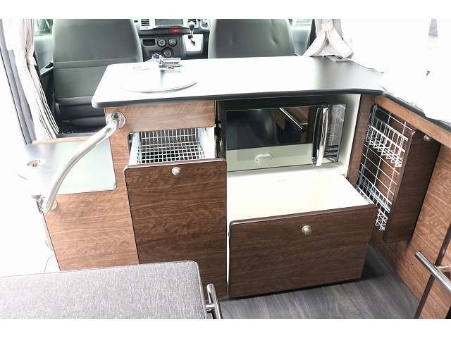 細かい写真や詳細などはメール（sendai-natori＠fujicars.jp）又はお電話（022-383-6600）までお気軽にお問い合わせ下さい☆