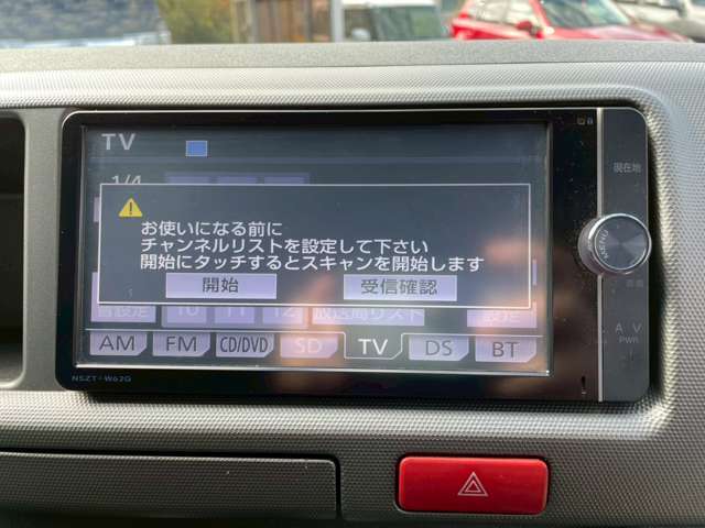 純正ナビゲーション付き