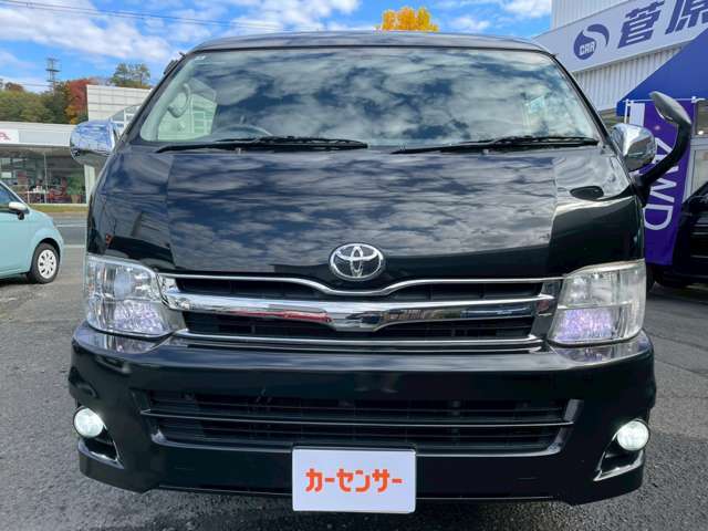 正面からの画像　HIDヘッドライト　社外LEDフォグランプ付き