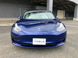 Tesla ロケーションで納車指定日時にTesla ロケーションにて車両を受け取れます。　https://www.tesla.com/ja_jp/support/delivery-options