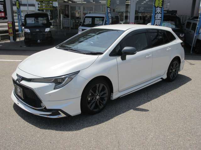 全車内外装仕上済！クリーニングに自信あり！プロの研修を受けたスタッフが1台1台まごころ込めて仕上げています。車両価格、年式関係なくどの展示車も同じように仕上げています。全車除菌、抗菌仕上げ済です！