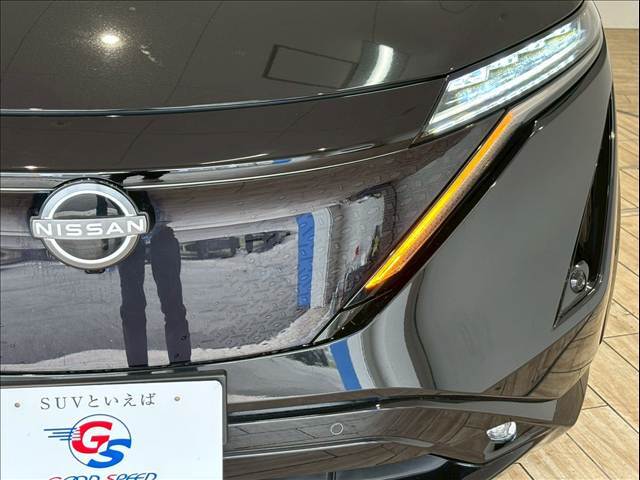 【LEDヘッドライト】搭載しておりますので暗い夜道でも明るく照らしてくれますね！！