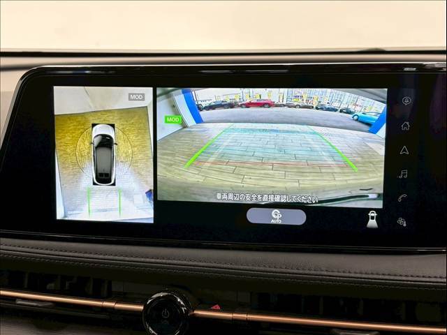 【アラウンドビューモニター】を装備で駐車が苦手な方でも安心です。