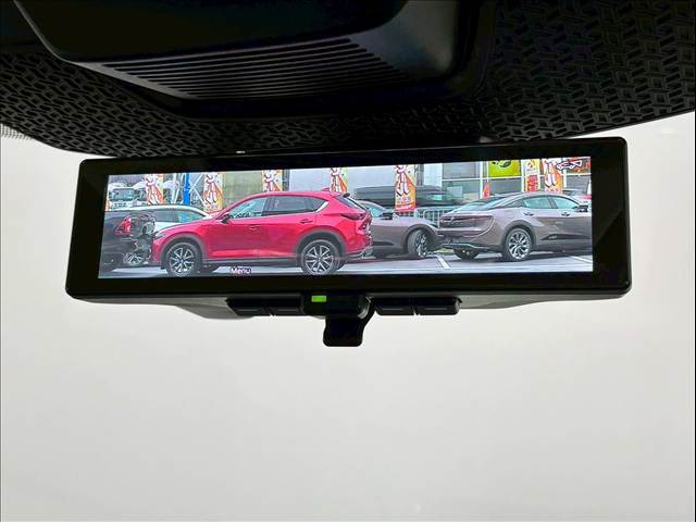 【デジタルインナーミラー】を搭載しております。ミラーにより後方確認ができますので、駐車の際などに役立ちます。