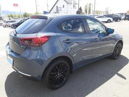 全国に店舗を展開しているのでどこでもお取り寄せが可能です！この車が気になるけど遠方だから・・・と諦める必要はありません！※別途陸送費が必要です。