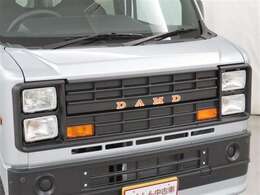 DAMD製フロントグリルを装着しております。