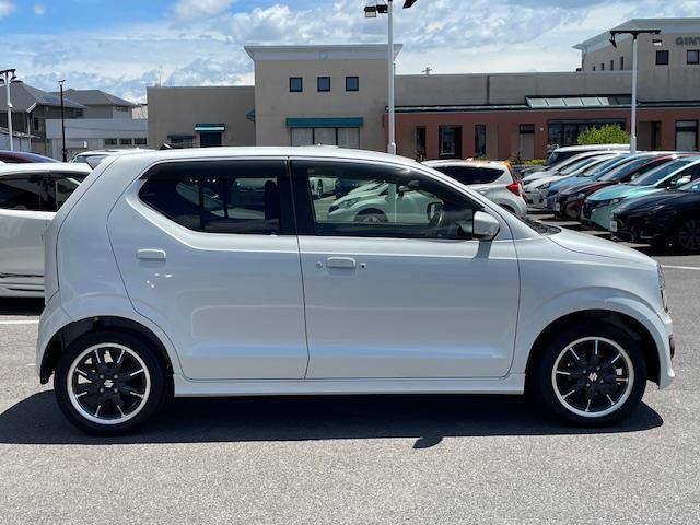 店舗にて現車の確認もいただけますので、お電話で在庫のご確認の上、是非ガリバー黒部店までご来店くださいませ！！！