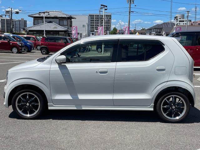 店舗にて現車の確認もいただけますので、お電話で在庫のご確認の上、是非ガリバー黒部店までご来店くださいませ！！！