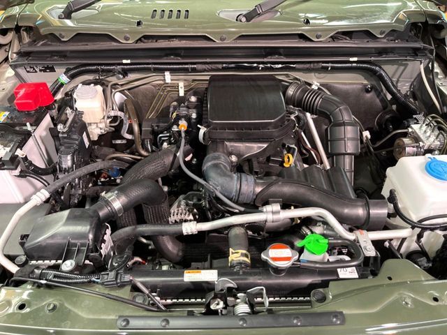 親切・丁寧な専門メカニックスタッフが応対！・車検・点検整備・事故等の修理などアフターサービスも安心。お車のカスタマイズもネクステージのサービススタッフまでご相談ください！