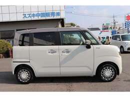 全方位モニターナビ・スズキコネクト・フルセグTV・CD/DVD再生・Bluetooth・両側ワンアクションパワースライドドア・セーフティサポート・プレミアムUV＆IRカットガラス・LEDヘッドライト・LEDフォグランプ・