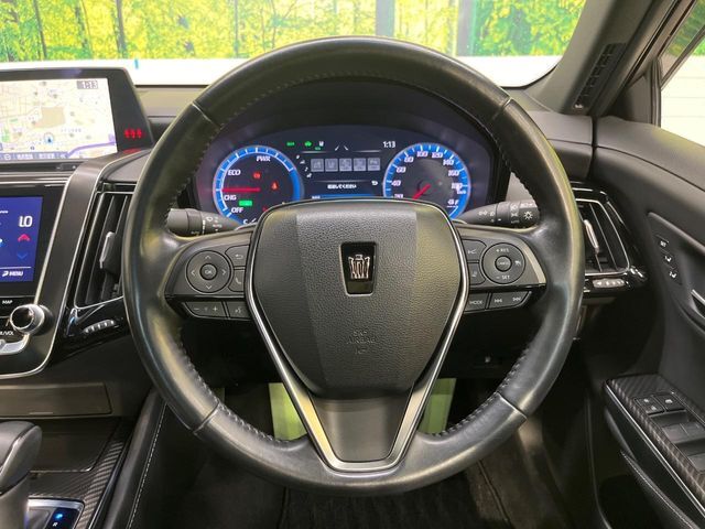 【純正革巻きステアリング】上質な革を使用することで、手にしっかり馴染みとても運転しやすいハンドルです♪