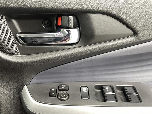 【窓操作部】軽い力で、窓を開けたり閉めたりすることができます！掲載箇所以外にご希望の写真がございましたら、お気軽にお問い合わせ下さい！メールや郵送でお送りさせていただきます。