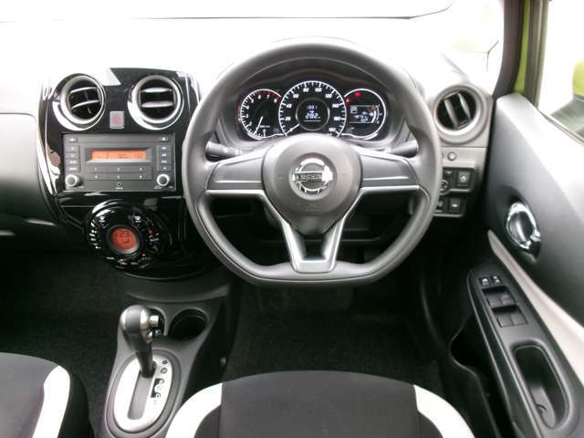 操作しやすい運転席で快適ドライブ。