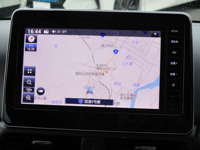 日産オリジナルナビゲーション（メモリータイプ）装備です！ナビがあれば、お出かけの際も心強いアイテムです！