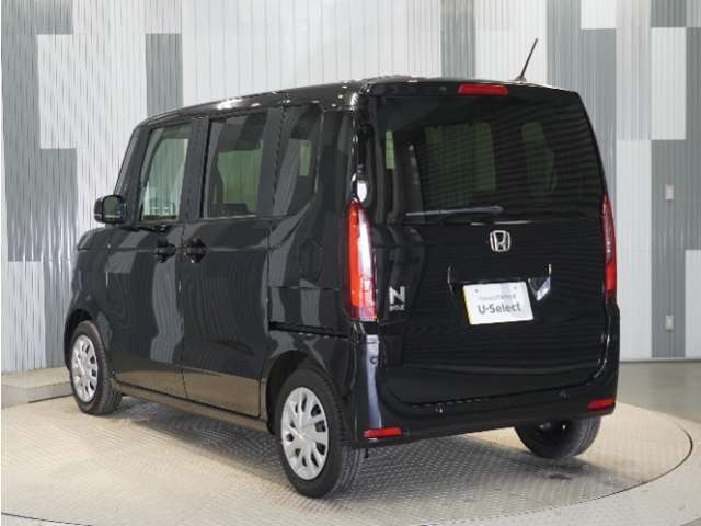 色々なお店で販売しているHonda車ですが、アフターサービスも全てお任せ頂けるのは「HondaCars正規販売店」だけ！ご納車後もお住まいの地域の販売店にて　アフターサービスをお任せいただけます。